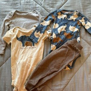 Carter’s Elephant Matching Set